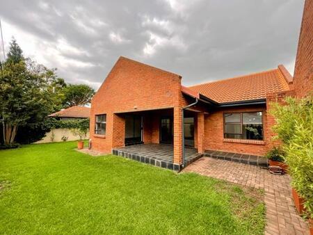 3 Bedroom House in Silver Lakes Golf Estate