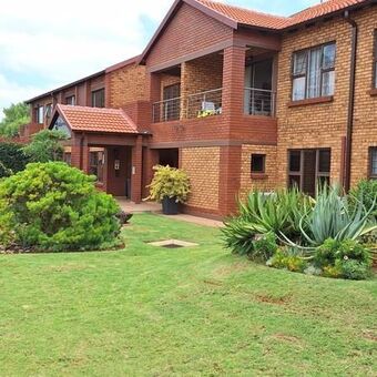 2 Bedroom Apartment in Willow Park Manor