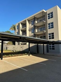 2 Bedroom Apartment in Menlo Park