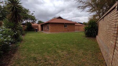 3 Bedroom Townhouse in Sinoville