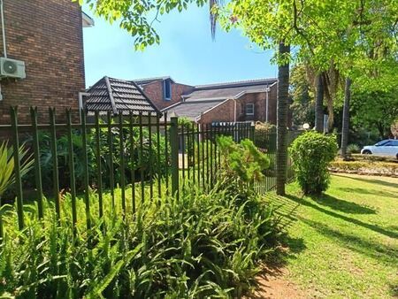 3 Bedroom Duplex in Florauna