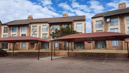 Studio Apartment in Karenpark