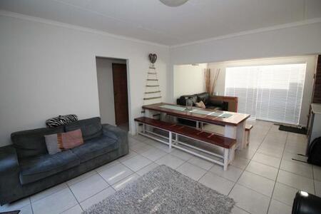 3 Bedroom House in Blanco