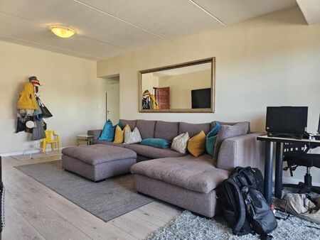 2 Bedroom Apartment in Burgundy Estate