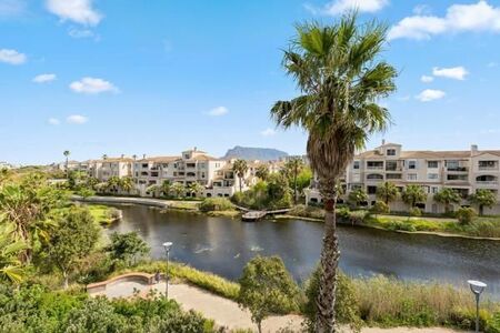 2 Bedroom Apartment in Century City