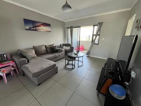 2 Bedroom Apartment in Burgundy Estate