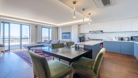 2 Bedroom Penthouse in Woodstock