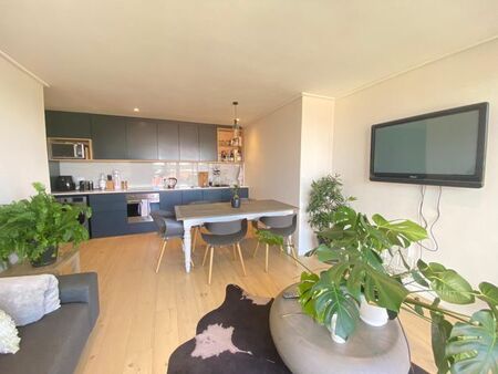 2 Bedroom apartment to rent in Rondebosch, Cape Town