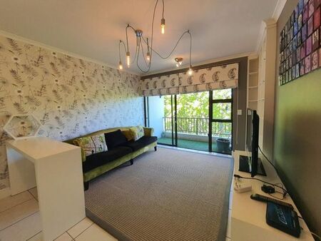 1 Bedroom apartment to rent in Rondebosch, Cape Town