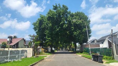 1 Bedroom house to rent in Montgomery Park, Johannesburg