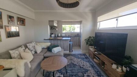1 Bedroom apartment to rent in Green Point, Cape Town