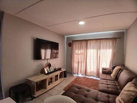 2 Bedroom apartment to rent in Parklands East, Blouberg