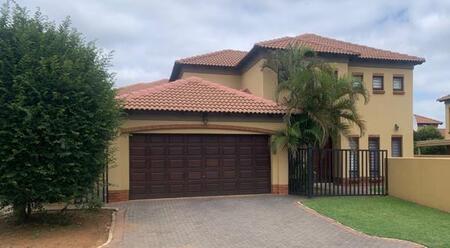 3 Bedroom House in Montana Park