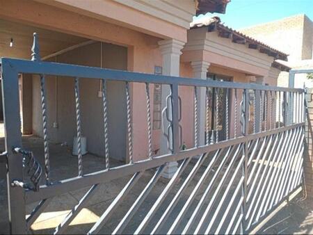 2 Bedroom House in Protea Glen