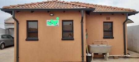 2 Bedroom House in Protea Glen
