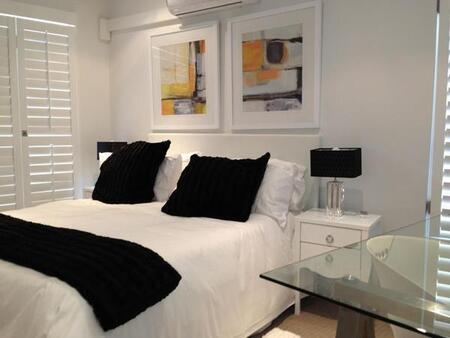 2 Bedroom Apartment in Sandton Central