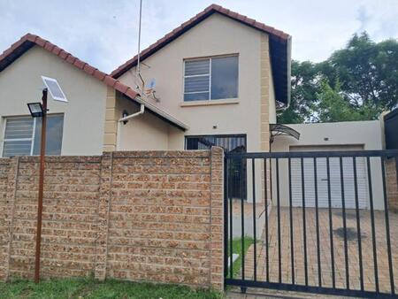 3 Bedroom House in Buccleuch