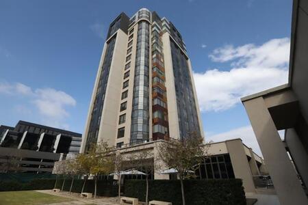 Studio Apartment in Morningside