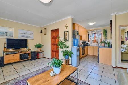 2 Bedroom Apartment in Linden