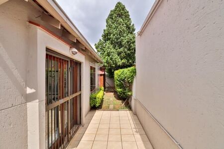 2 Bedroom Townhouse in Bromhof