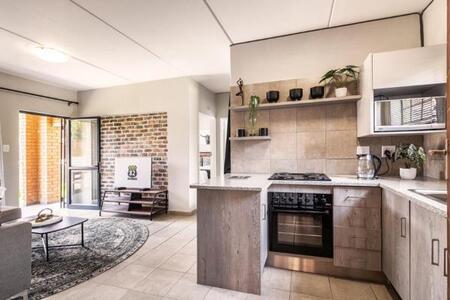 2 Bedroom Apartment in Glenvista