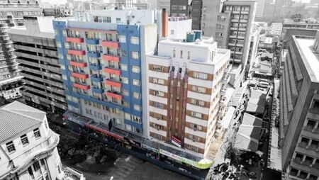 0.5 Bedroom House in Johannesburg Central