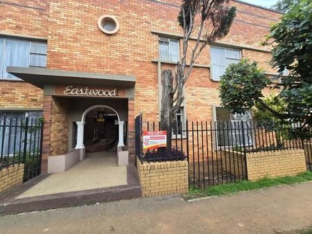 2 Bedroom Apartment in Turffontein
