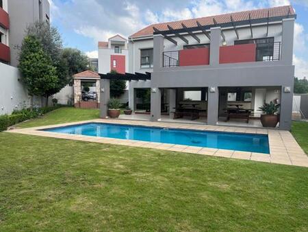 1 Bedroom Apartment in Sunninghill