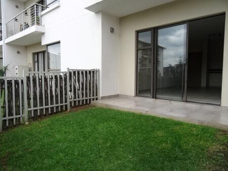 2 Bedroom Apartment in Fourways