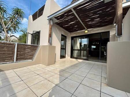 2 Bedroom Apartment in Douglasdale