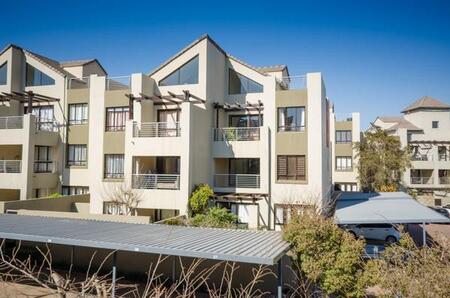 1 Bedroom Apartment in Sunninghill