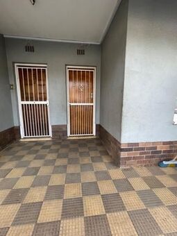 2 Bedroom Apartment in Wychwood