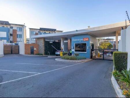 2 Bedroom Apartment in Greenstone Hill