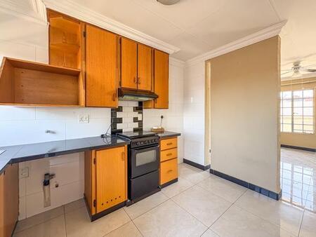 2 Bedroom Townhouse in Alphen Park