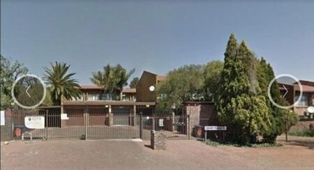 3 Bedroom Duplex in Eldoraigne