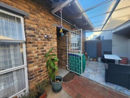 2 Bedroom Townhouse in St Helena
