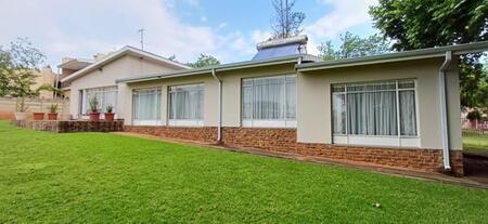 4 Bedroom House in Panorama