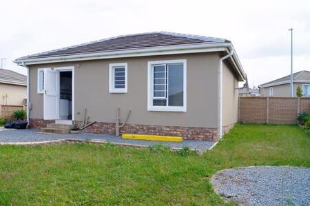 2 Bedroom House in Gonubie