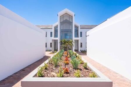 2 Bedroom Apartment in Langebaan