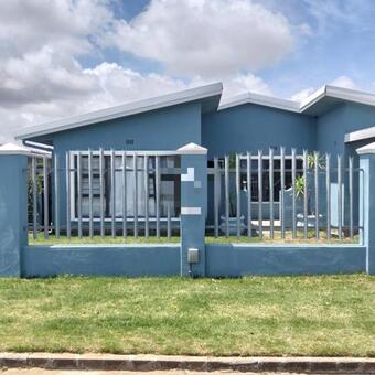3 Bedroom House in Peerless Park