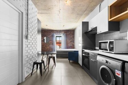 Studio Apartment in Observatory