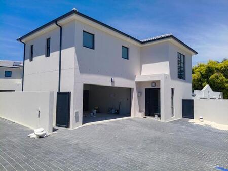 3 Bedroom House in Eden Park