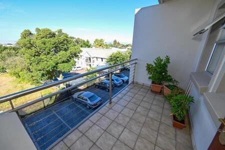 2 Bedroom Apartment in Durbanville Central