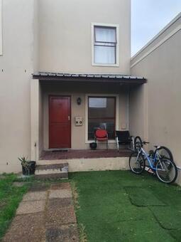 2 Bedroom House in Blue Downs