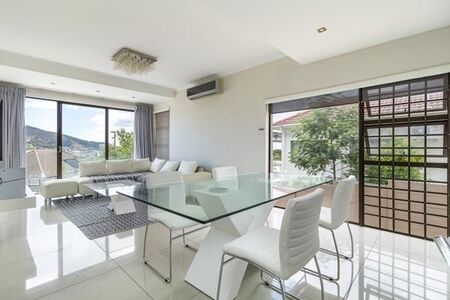 2 Bedroom Apartment in Vredehoek