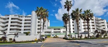 2 Bedroom Apartment in Greenways Golf Estate