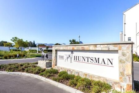 2 Bedroom Apartment in Somerset West Central