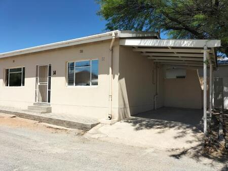 1 Bedroom Simplex in Springbok
