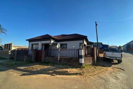 3 Bedroom House in Bhekuzulu