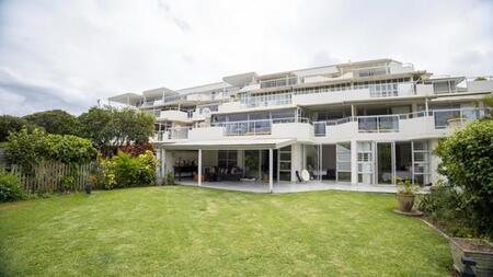 3 Bedroom Apartment in Umhlanga Rocks
